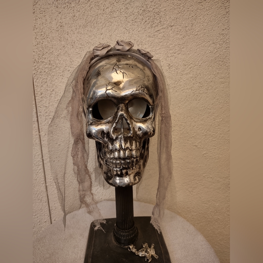 Handmade Haunted Veil with Roses Halloween Costume Creepy Scary Horror Party